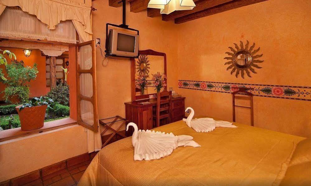 Hotel Pueblo Magico Pátzcuaro Exteriör bild